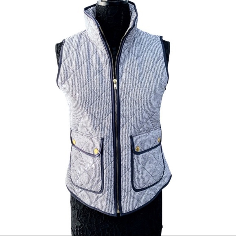 Sz L Navy & White Quilted Vest